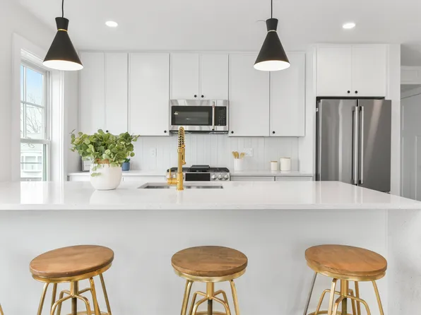 10 Geneva St #6, Boston, MA 02128