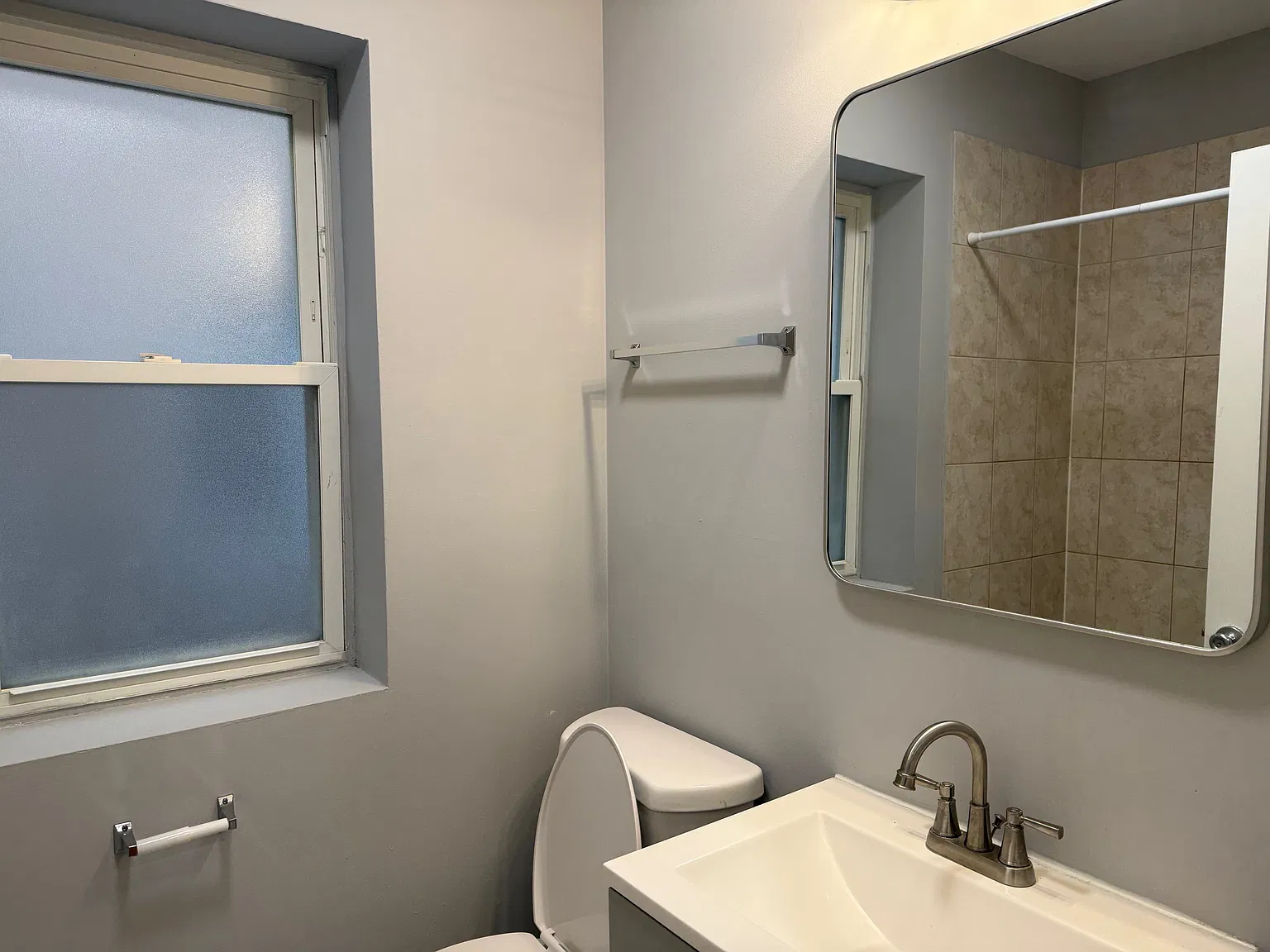 2 bed, 1500 sqft, $1,650 — Photo 2