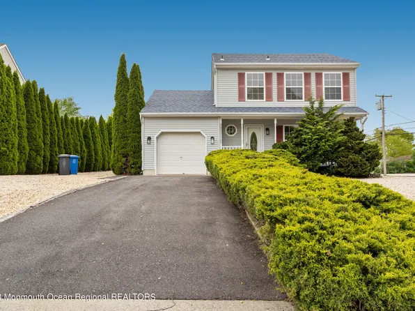 201 Schooner Road, Manahawkin, NJ 08050