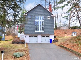 28 Great Pond Road, Simsbury, CT 06070