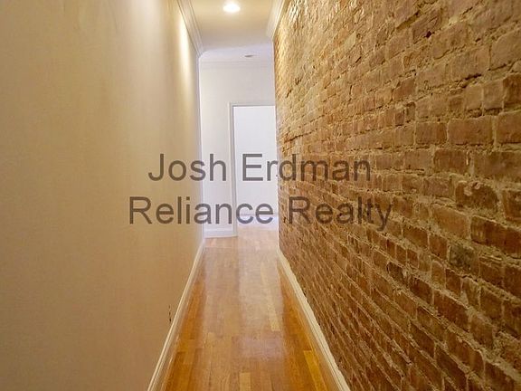 2nd image of 815 W 180th St APT 32