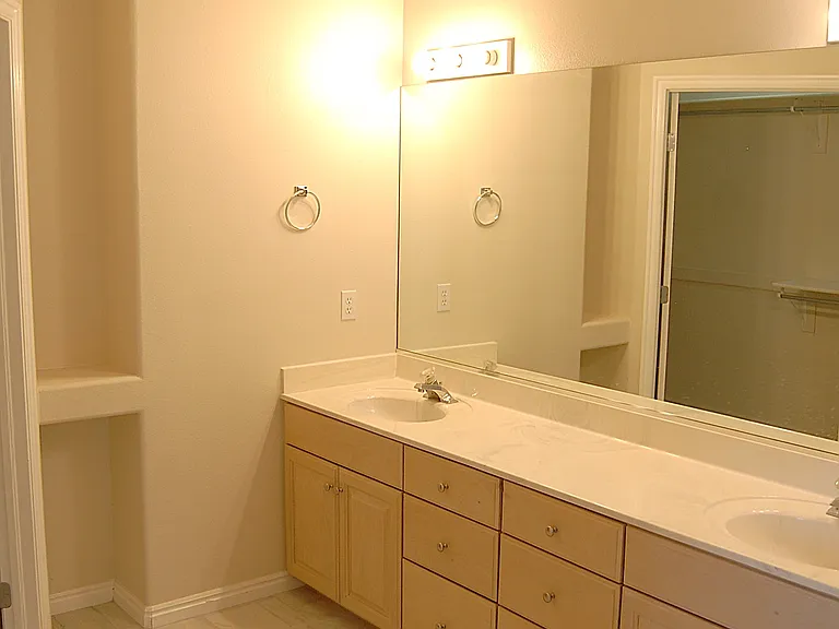 400 Paradise Pkwy #101 — Photo 14