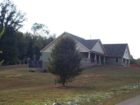 4th image of 1855 Spencer Dr