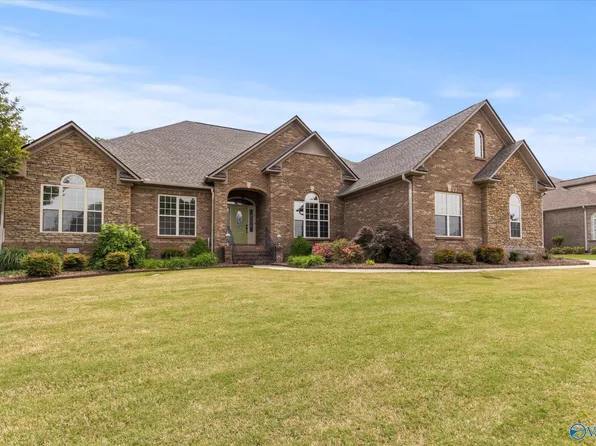 17174 Leatherwood Dr, Athens, AL 35611