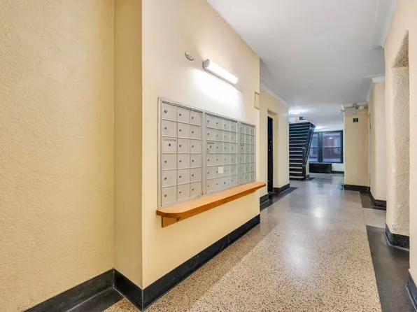 2020 East 41st Street image 7 of 18