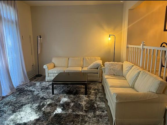 4th image of 10946 Rampart Way