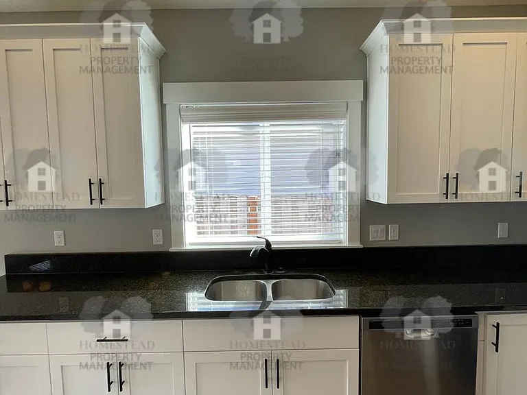 1062 Chestnut St — Photo 19