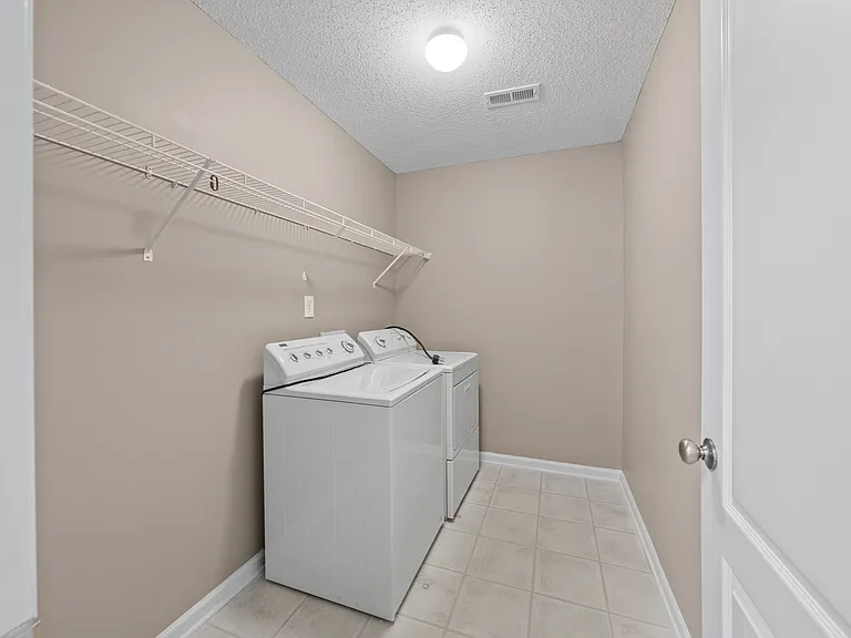 409 Summer Cove Cir NW — Photo 12