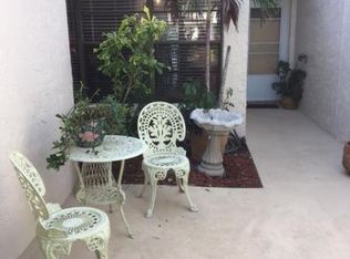 521 Summerset Ct, Indian Harbour Beach, FL 32937