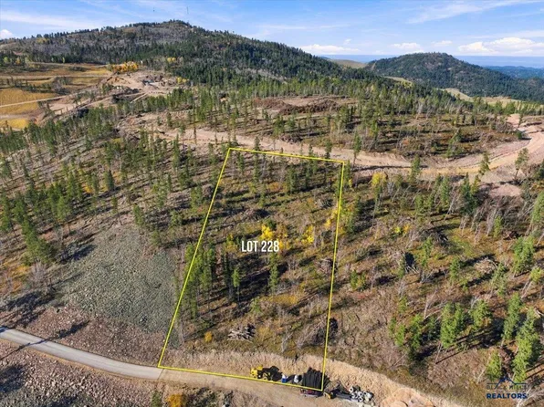 228 Deer Mountain Rd, Lead, SD 57754