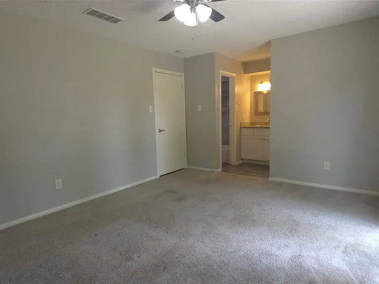 1119 Montour Dr — Photo 15