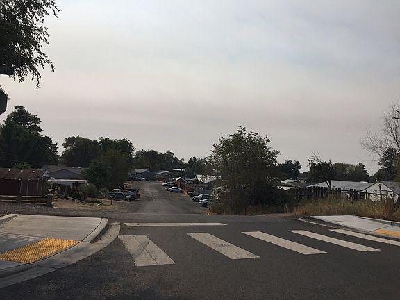 4th image of 3721 Lee Dr NE