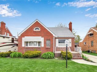 94 Tudor Rd, Cheektowaga, NY 14215