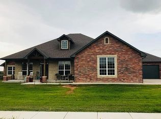 12701 Meadow Ridge Dr, Shawnee, OK 74804