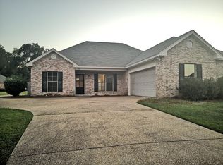 467 Pinebrook Cir, Brandon, MS 39047