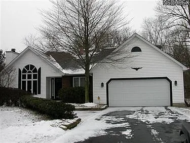 3439 Hummingbird Hill Dr photo 1