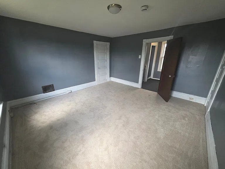1703 Bailie Ave — Photo 9