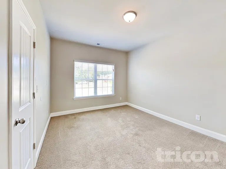 301 Scenic View Ln — Photo 13