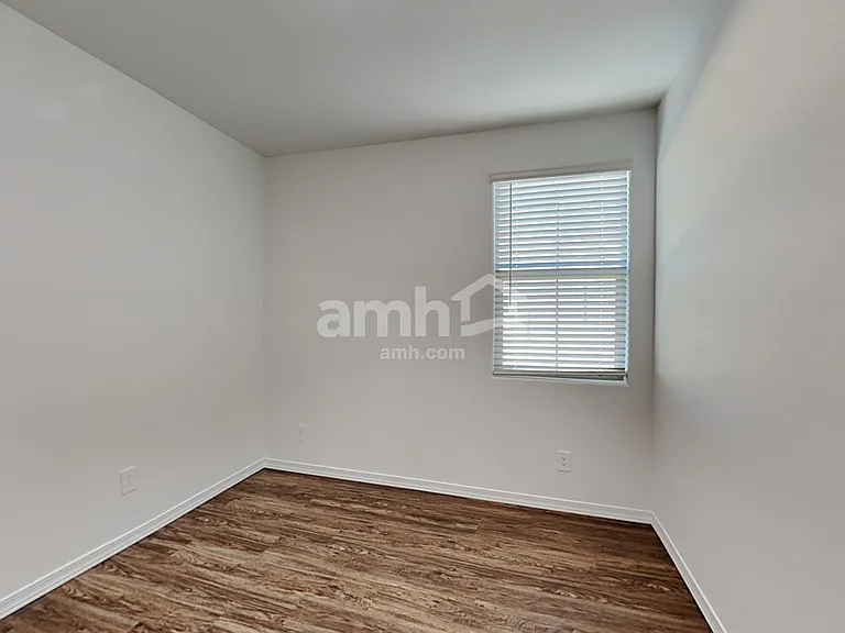 815 S 150th Dr — Photo 14
