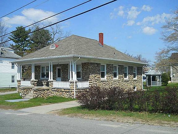 2nd image of 74 Lyman Ave