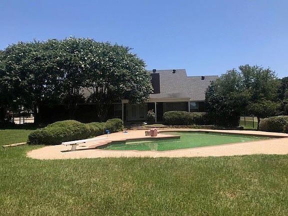 3rd image of 7502 Sharon Lee Dr