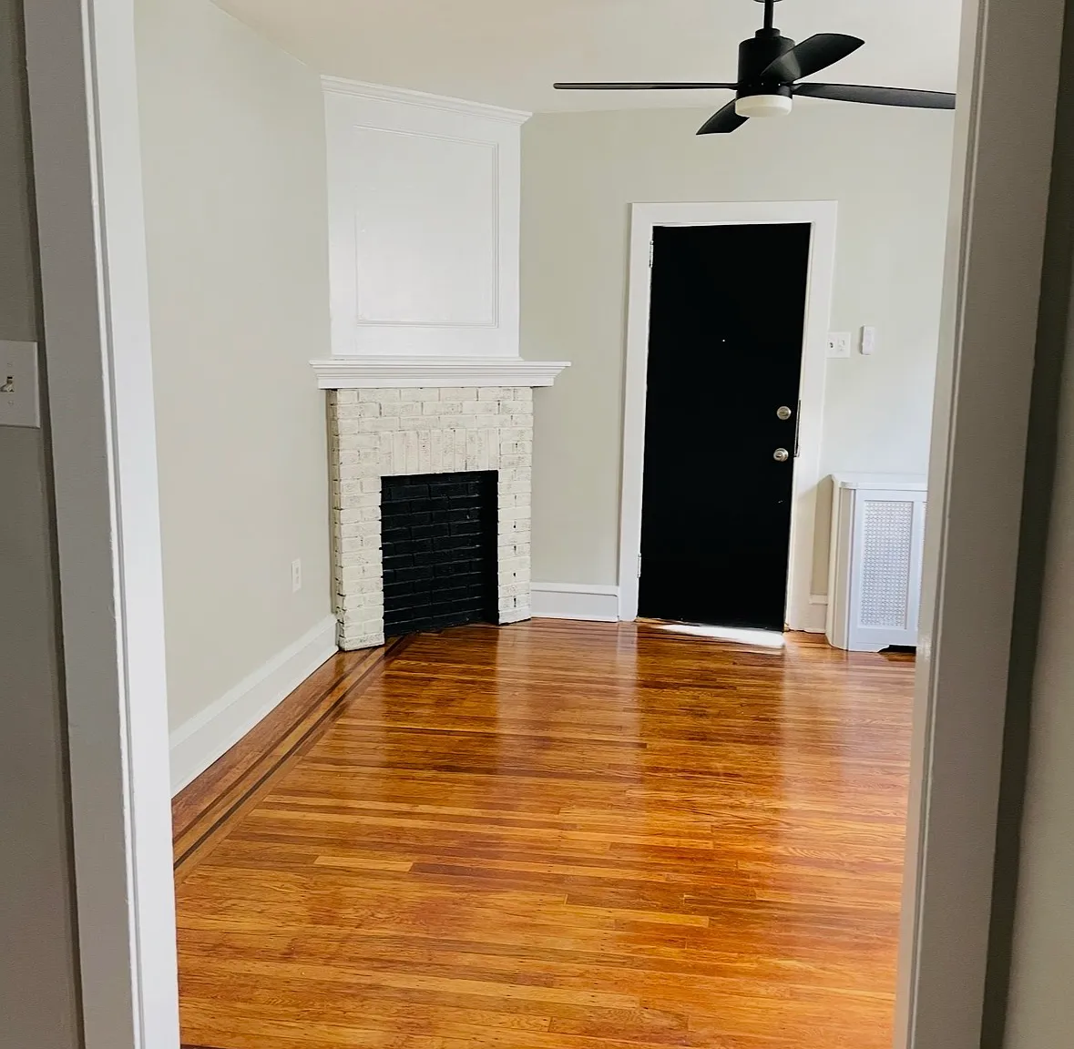 2 bed, 800 sqft, $1,525 — Photo 2