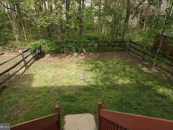 2nd image of 113 Valerie Ln