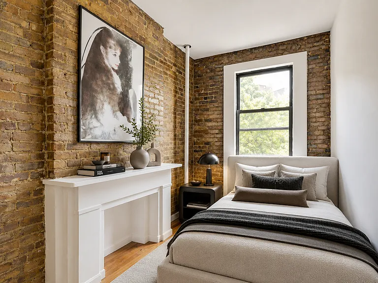 7 Carmine St #15 — Photo 3