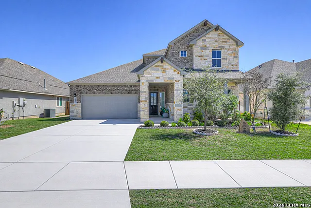 4 bed, 3.0 bath, 2893 sqft, $3,200 — Photo 1