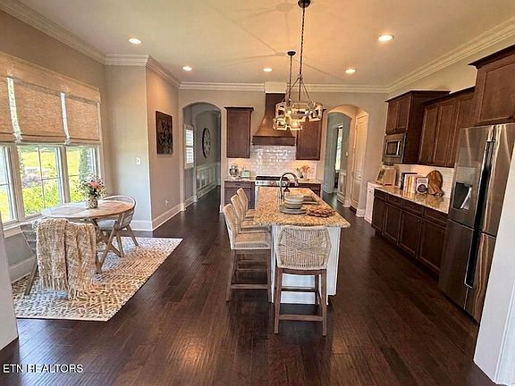 3rd image of 12533 Daisy Field Ln