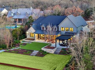 211 Deer Valley Dr, Mabank, TX 75147