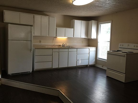 5th image of 1601 1st St APT 5