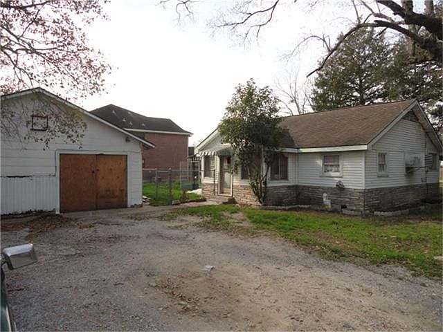 1st image of 2201 N Pearland Ave