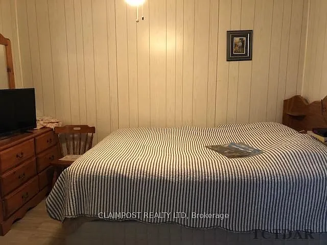 76 Croatia Ave — Photo 8