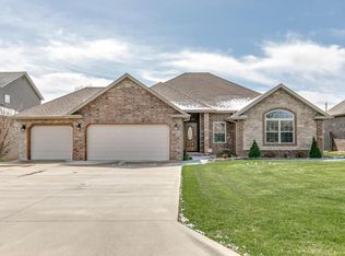 3264 W Smith St, Springfield, MO 65803