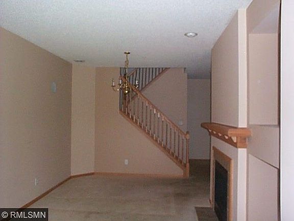 5th image of 9665 Linden Ln N