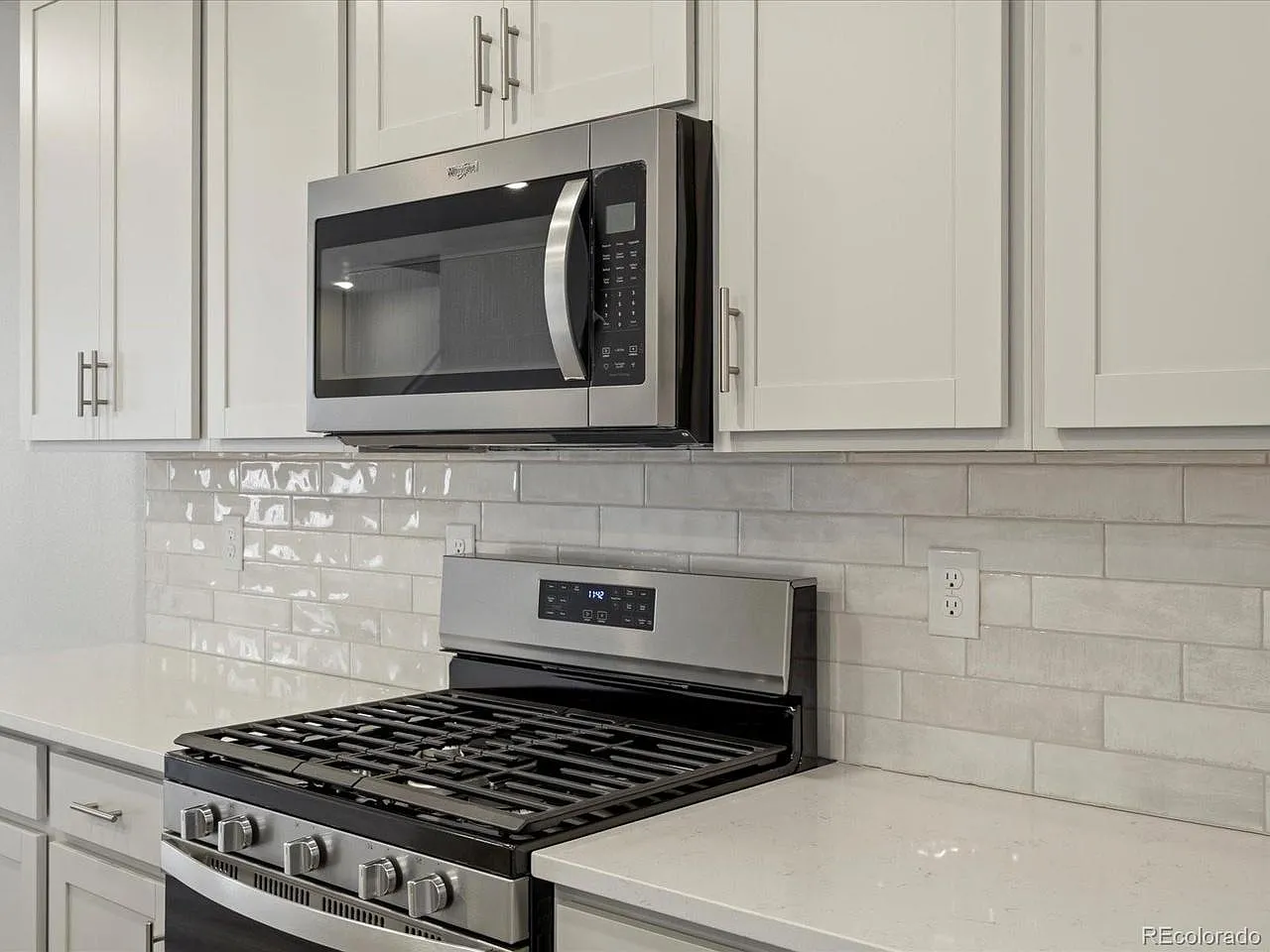 3 bed, 1788 sqft, $3,295 — Photo 3