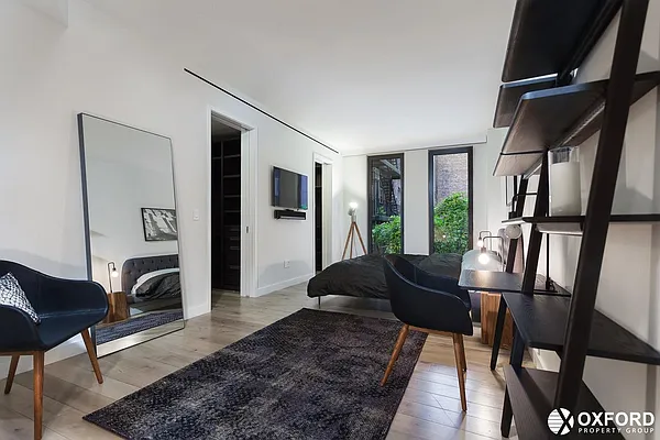 Rented by Oxford Property Group | media 22