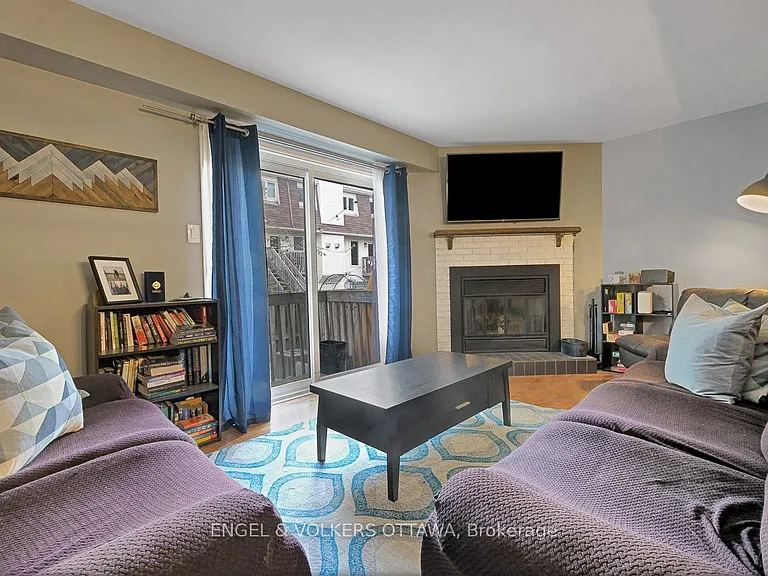 76 McDermot Ct #22 — Photo 7