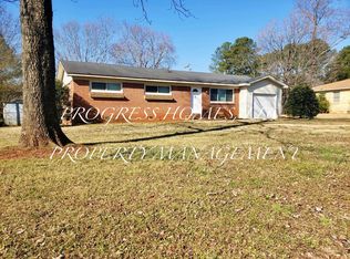 1615 Sebring St NW, Huntsville, AL 35816