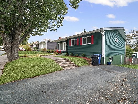 5th image of 7 Macpherson Avenue