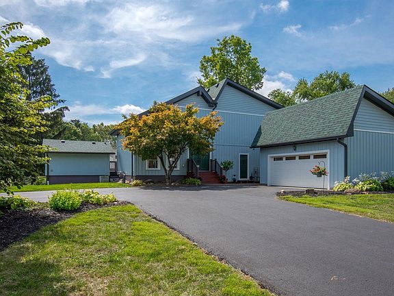3rd image of 3641 Wenwood Dr