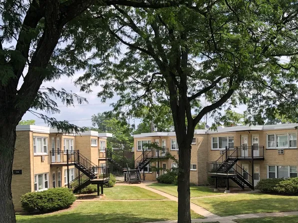 1115 W Hawthorne St, Arlington Heights, IL 60005