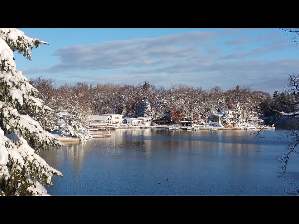 1st image of 774 Central Dr