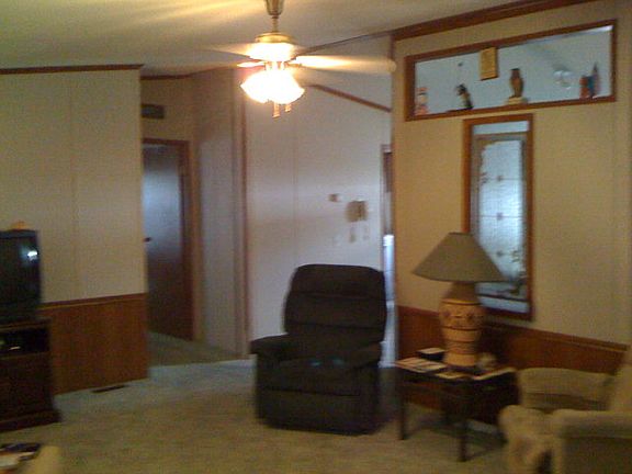 3rd image of 105 Arizona Ash Dr