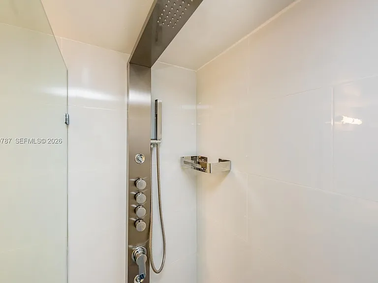 19801 E Country Club Dr #4501 — Photo 28