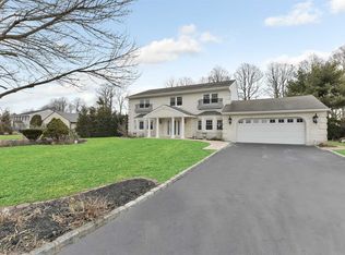 113 Pace Dr S, West Islip, NY 11795