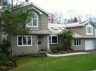 123 Valley Rd, River Edge, NJ 07661