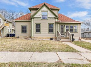 419 Linn St, Janesville, WI 53548