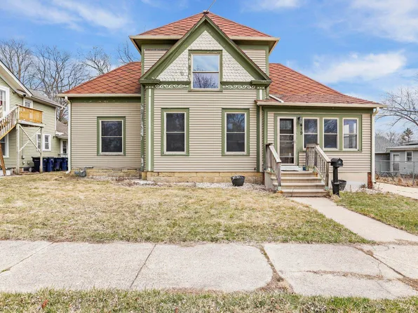 419 Linn St, Janesville, WI 53548